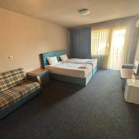Lozenets Resort Hotel لوزينيتس