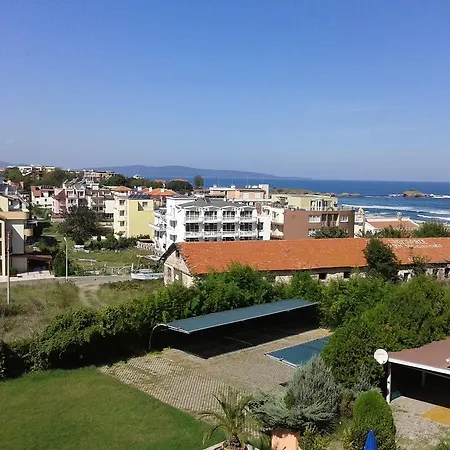 Lozenets Resort Hotel فندق لوزينيتس