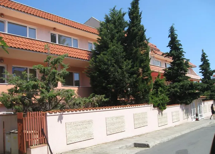 Lozenets Resort Hotel 로제넷츠